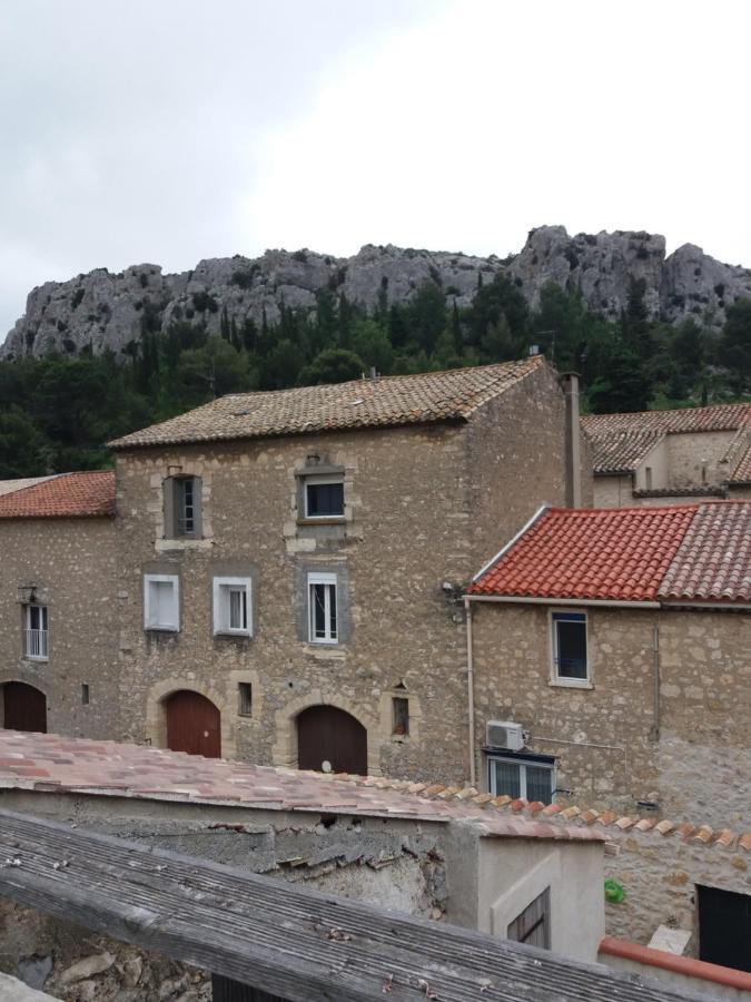 Le Patio Des Cigales Bed & Breakfast Roquefort-des-Corbières Eksteriør bilde